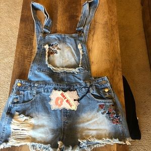 Women’s Overalls -NWT!